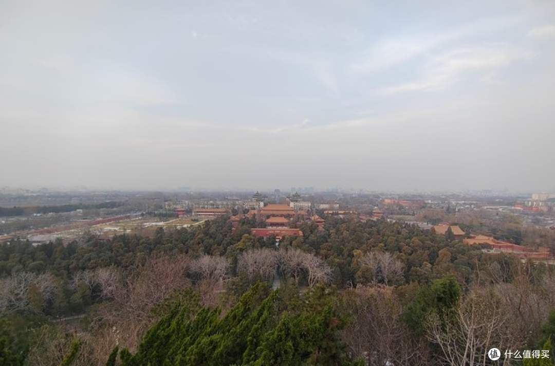 荣耀60评测:平平无奇,又挑不出毛病
