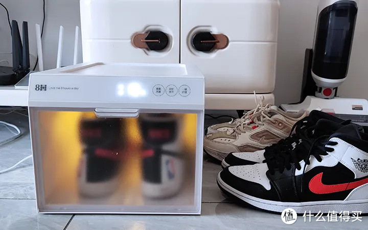 杀菌、烘干一键护理新体验：8H烘干除菌鞋盒智能版