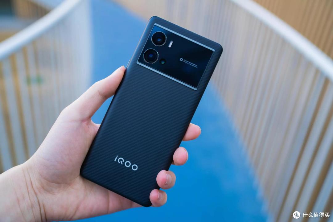 iQOO 9 Pro游戏手机体验:极致的速度美学 永无止境的超越