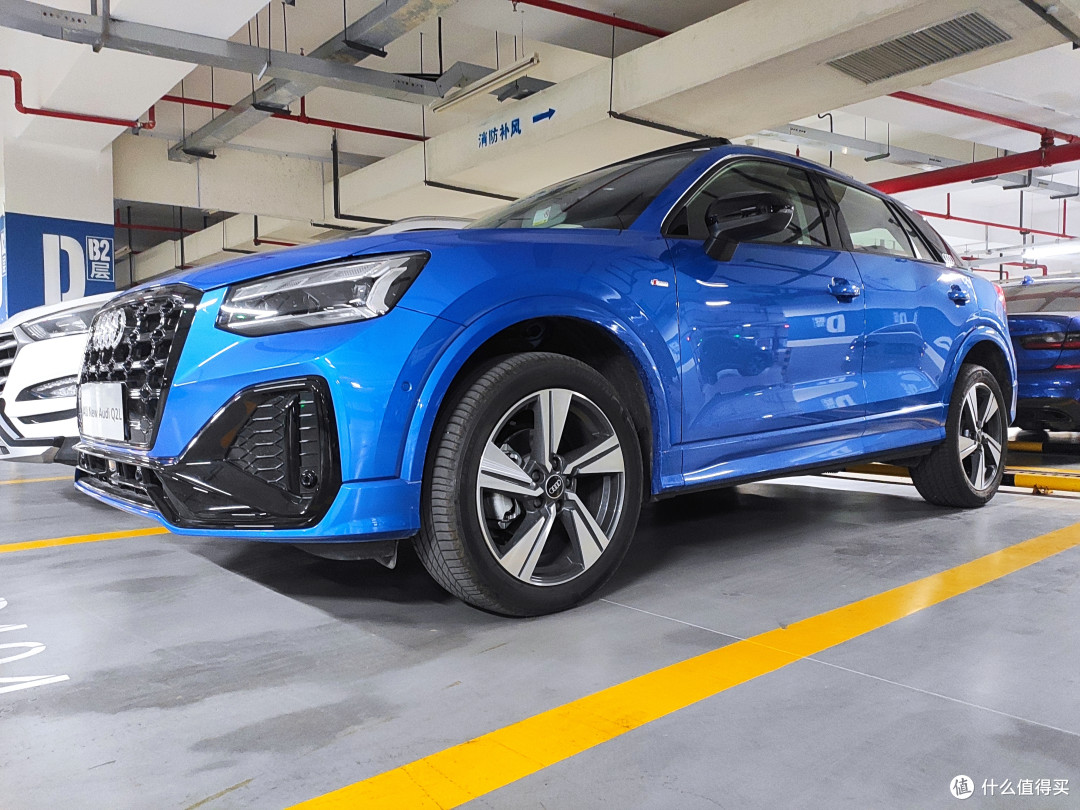 开箱测评一般酷先生篇一奥迪q2l再相逢依旧是朋友世间美好总与你环环