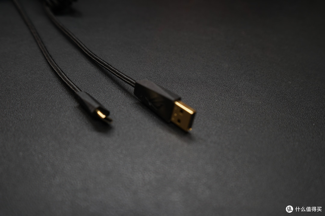 增加我的键盘一员——ROG 游侠NX TKL 键盘开箱