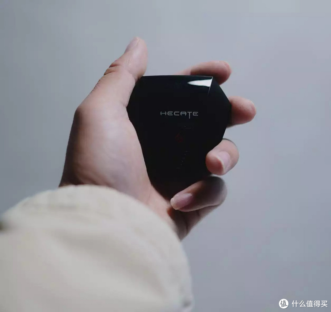 双模蓝牙、15ms超低延迟,HECATE漫步者电竞耳机GT4 S雷霆版上线