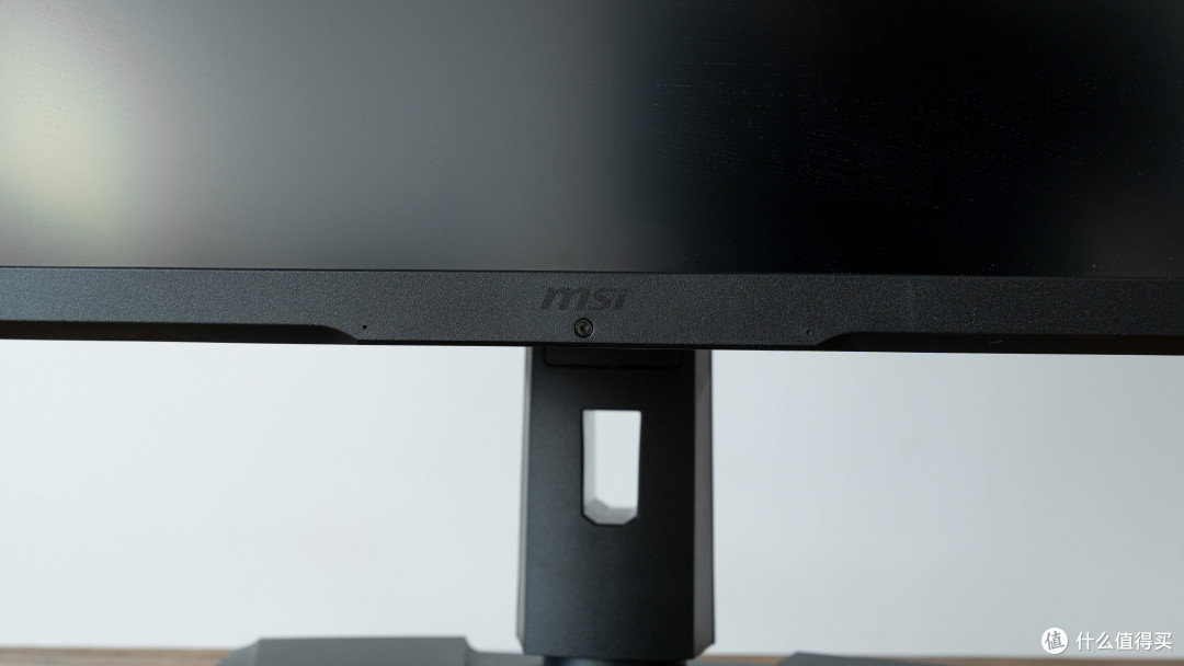4K144HZ+原生10bit(120HZ)加持,微星MPG321UR-QD旗舰级游戏显示器体验