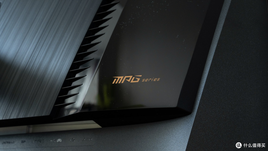4K144HZ+原生10bit(120HZ)加持,微星MPG321UR-QD旗舰级游戏显示器体验