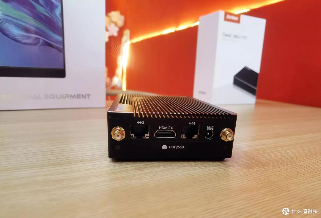 多系统的Station P2极客主机,办公娱乐一步到位,打造家庭影院!
