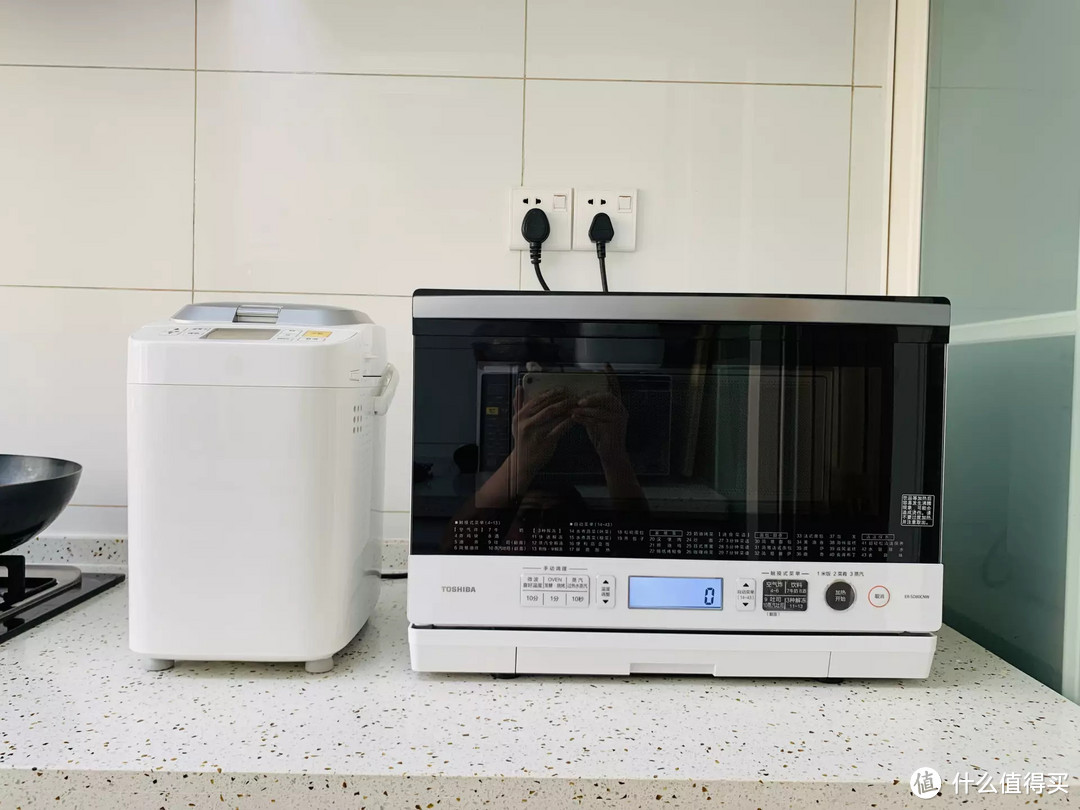 东芝SD80微蒸烤一体机搞定一桌美食