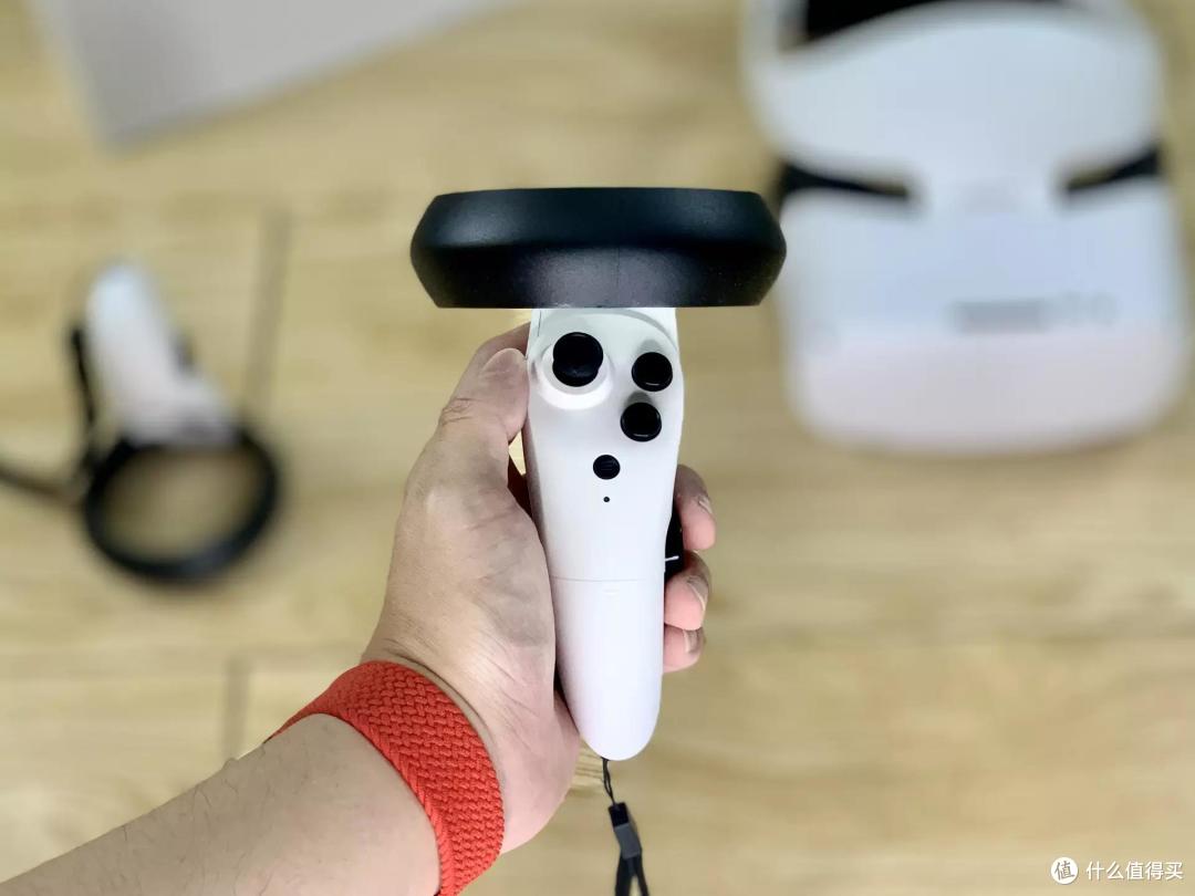 爱奇艺奇遇Dream·尊享版 VR 一体机开箱体验