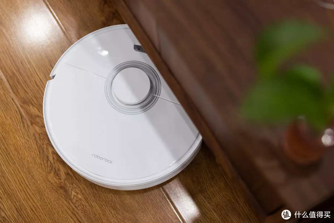 清扫更干净还能60天倒一次垃圾全新石头扫拖机器人t8使用体验