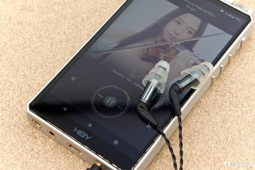 小四恒久远,一直是经典!入手蹭听音特美ER4SR