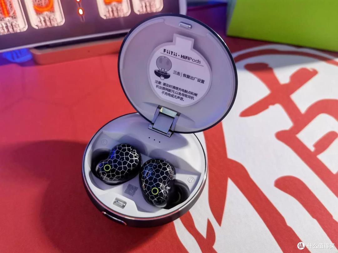 一千以上的国产耳机值得入手吗?魔浪 HiFiPods 低音让人意外!