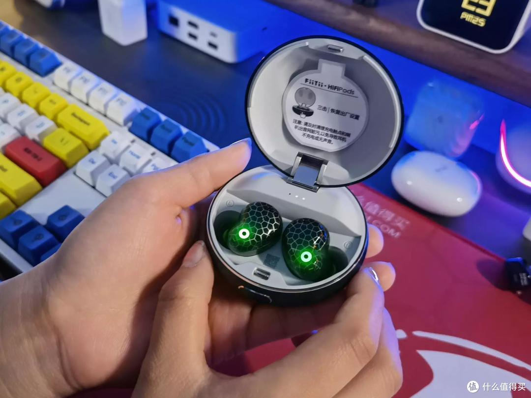 一千以上的国产耳机值得入手吗?魔浪 HiFiPods 低音让人意外!