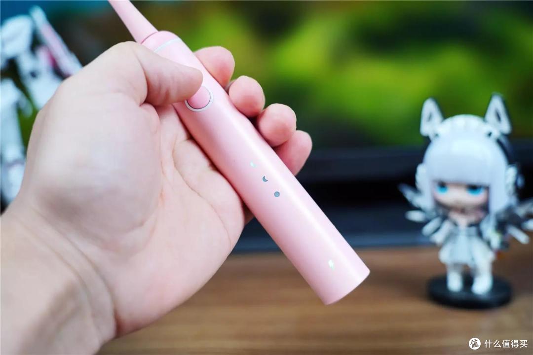 宝宝换牙期刷牙疼、刷牙难?试试RIJIOO儿童电动牙刷!换牙期儿童专用电动牙刷使用评测?