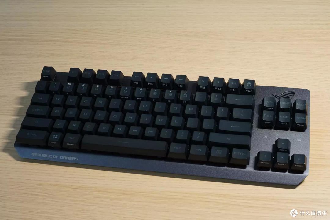 信仰再升级,游侠无线化——ROG 游侠RX TKL机械键盘