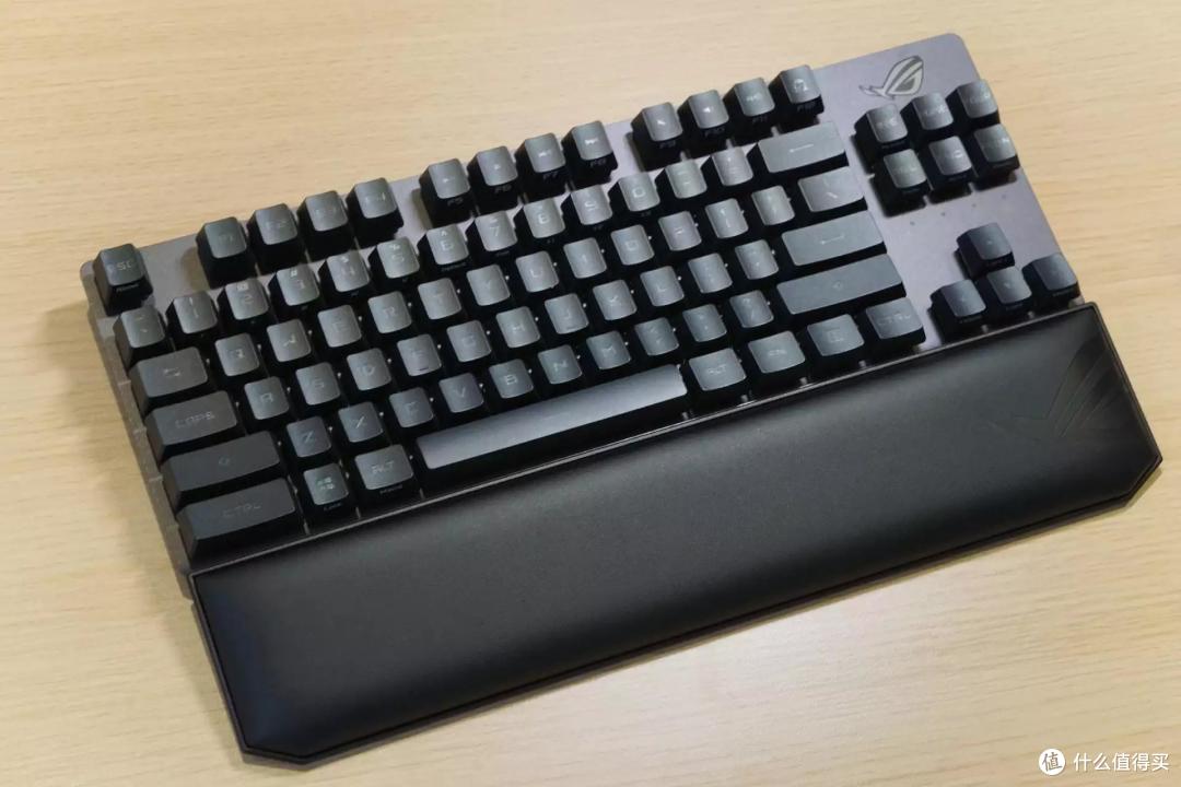 信仰再升级,游侠无线化——ROG 游侠RX TKL机械键盘