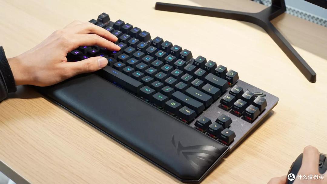 信仰再升级,游侠无线化——ROG 游侠RX TKL机械键盘