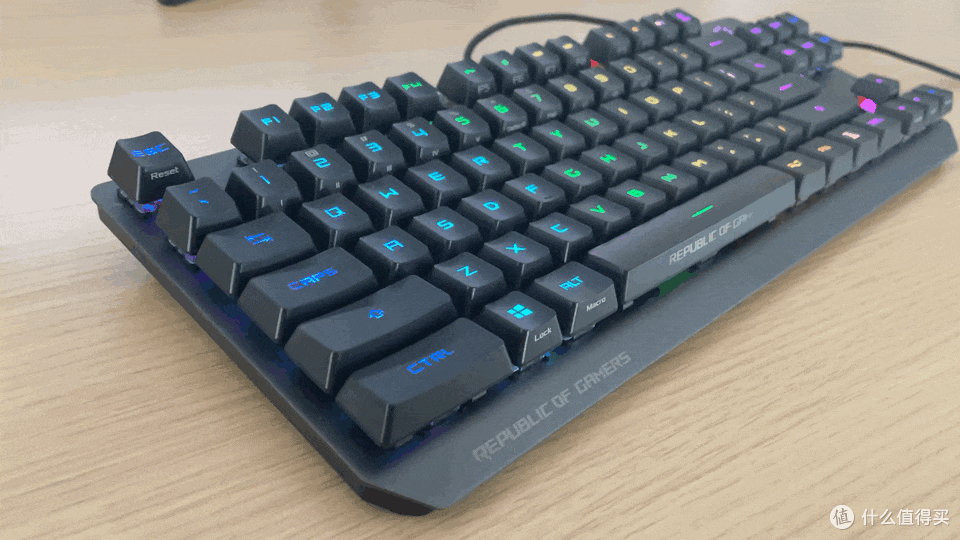 信仰再升级,游侠无线化——ROG 游侠RX TKL机械键盘
