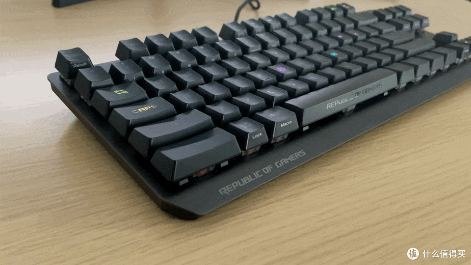 信仰再升级,游侠无线化——ROG 游侠RX TKL机械键盘