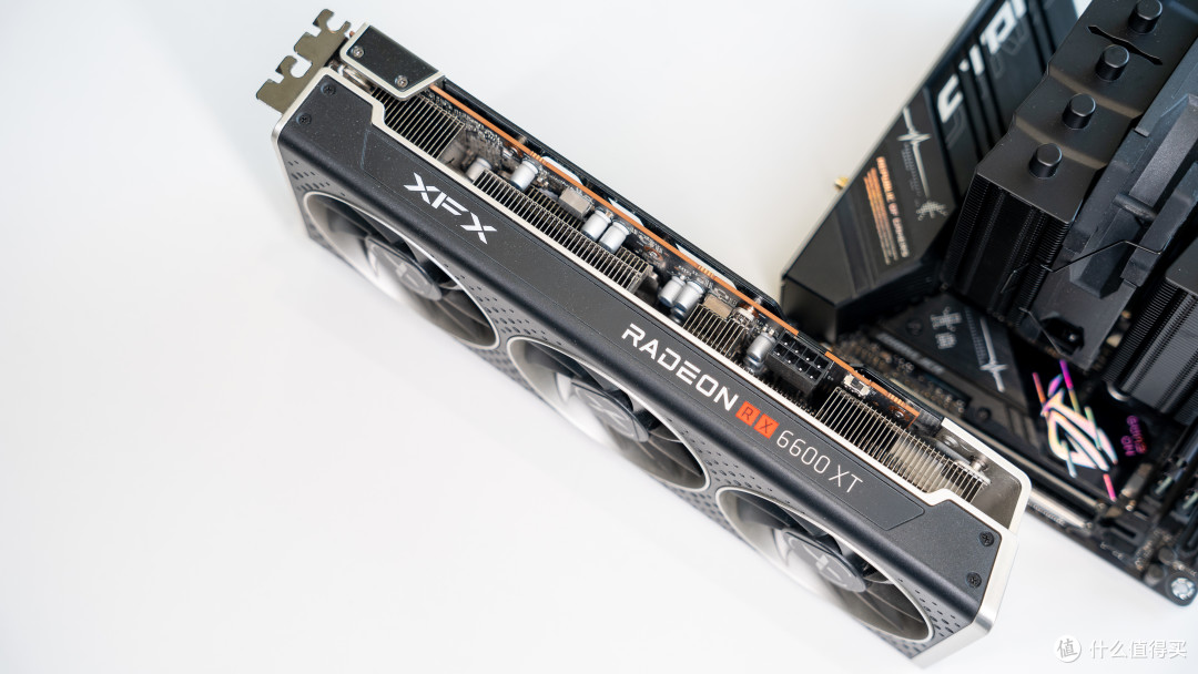 一台可以拎着走的白色ITX主机：12700K ROG B660i 6600XT装机分享