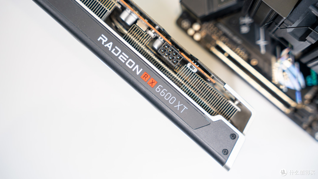 一台可以拎着走的白色ITX主机：12700K ROG B660i 6600XT装机分享