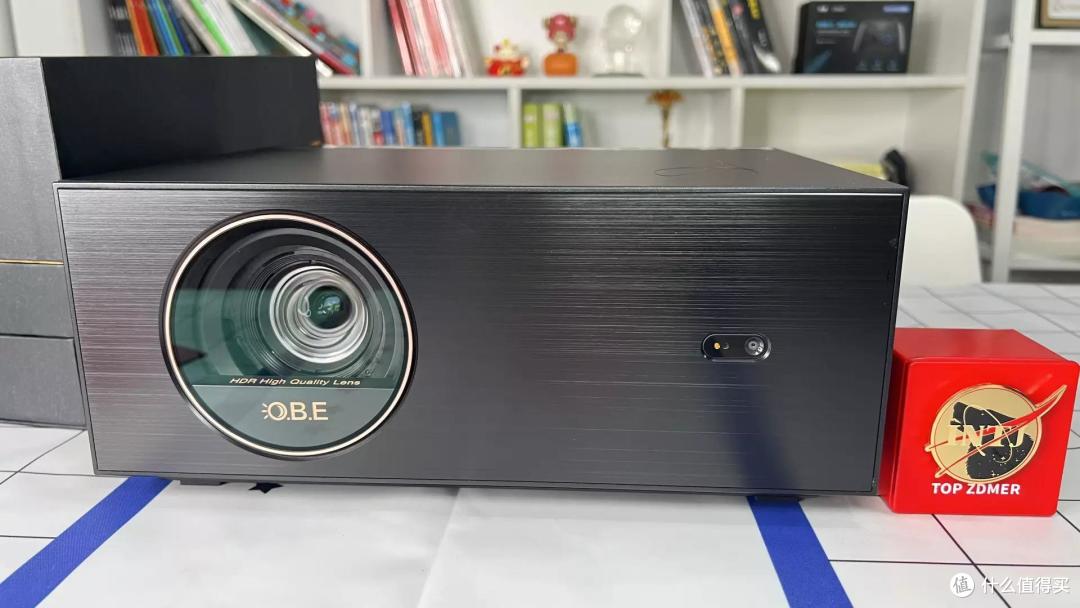 大眼橙X20，短焦0.47大芯片，2400ANSI，120寸大画面游戏机重磅来袭！超详细测评！