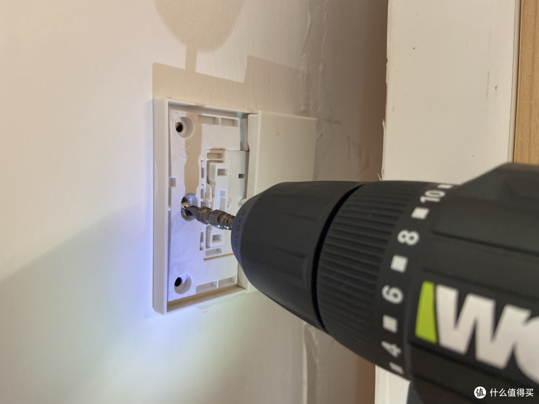 装修省钱必备——威克士WE212 20V锂电钻使用体验
