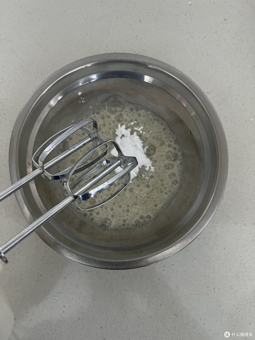 再也不用出去买啦!简单又营养的6寸戚风蛋糕制作全过程!附食材、工具清单和教程。