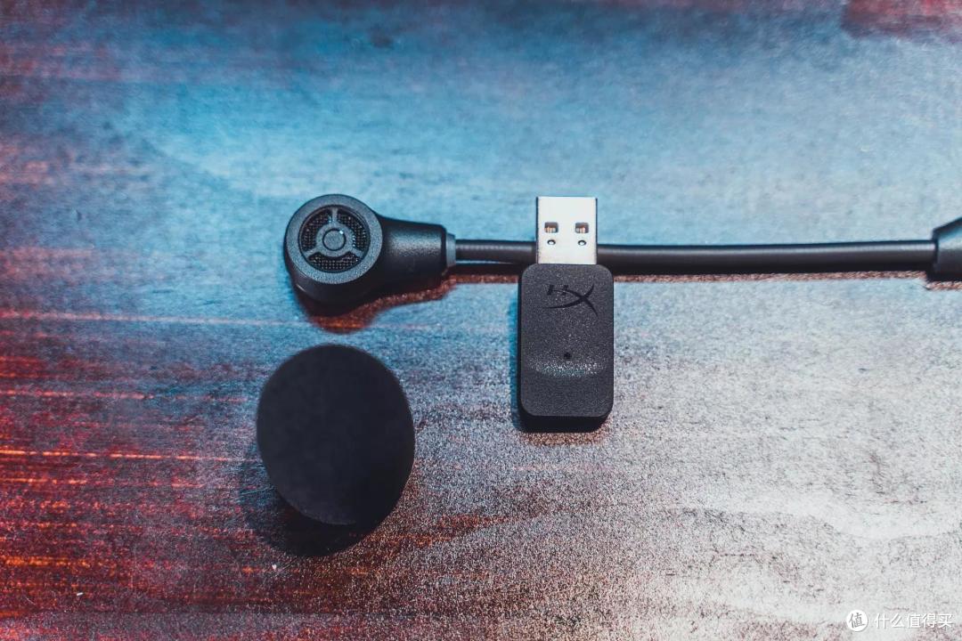 为了玩老头环,我买了个耳机:HyperX 阿尔法无线版