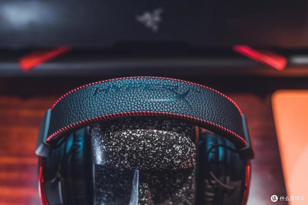 为了玩老头环,我买了个耳机:HyperX 阿尔法无线版