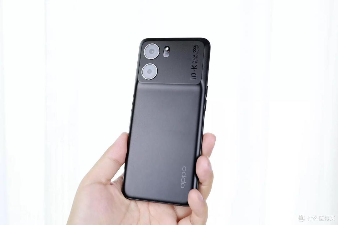 OPPO轻旗舰再进化!两千元价位的越级选手OPPO K10首发评测