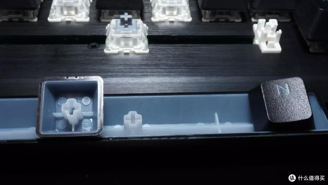 性能效率神器 - 海盗船K70 RGB TKL
