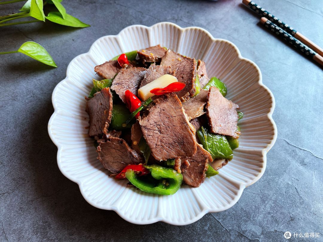 这肉,百来块一斤!自己动手做,实惠又好吃,老人孩子常吃补营养