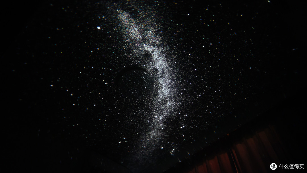 效果可以点赞,但吃灰是真的吃灰,入门款SEGA星空投影仪分享