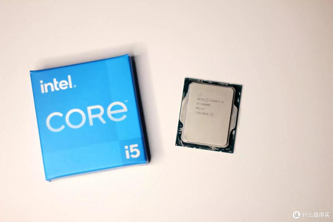 DDR5内存&显卡价格回落，4K畅玩3A大作不再难 - 2022年4月的中高端ITX装机&实测