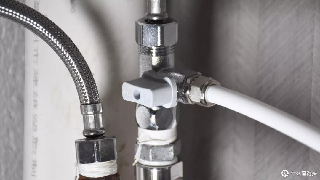 352 S130净水器:现代家庭的水卫士