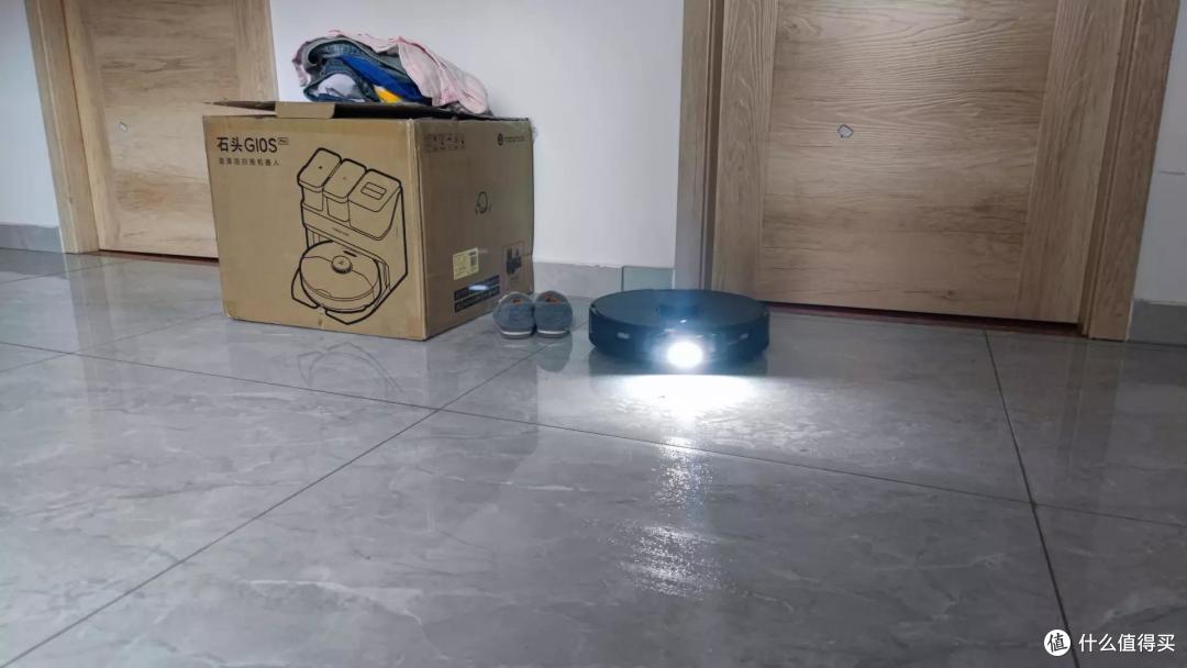 2022年一款旗舰扫地机器人应该具备什么？年度最强扫地机人石头G10S Pro实单测评，你想要的它都有！
