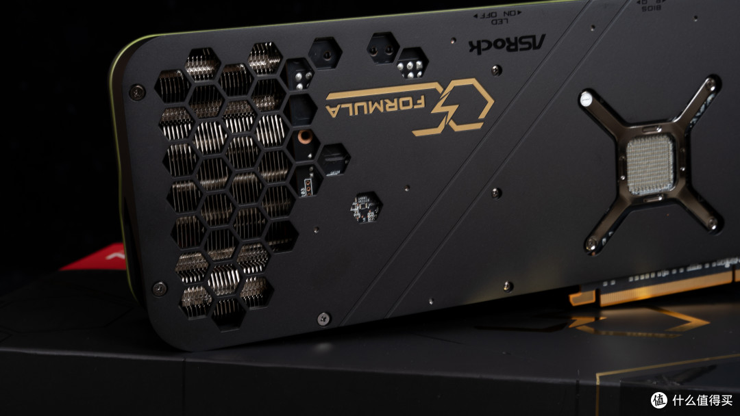 AMD Radeon RX 6950 XT+R7 5800X3D首发评测，最强AMD组合游戏性能如何？