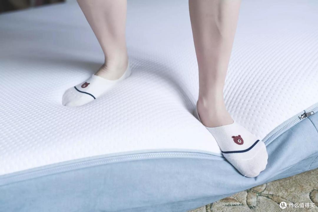 睡眠未必追求时长,更应该注重质量,选床垫应该注重哪些?
