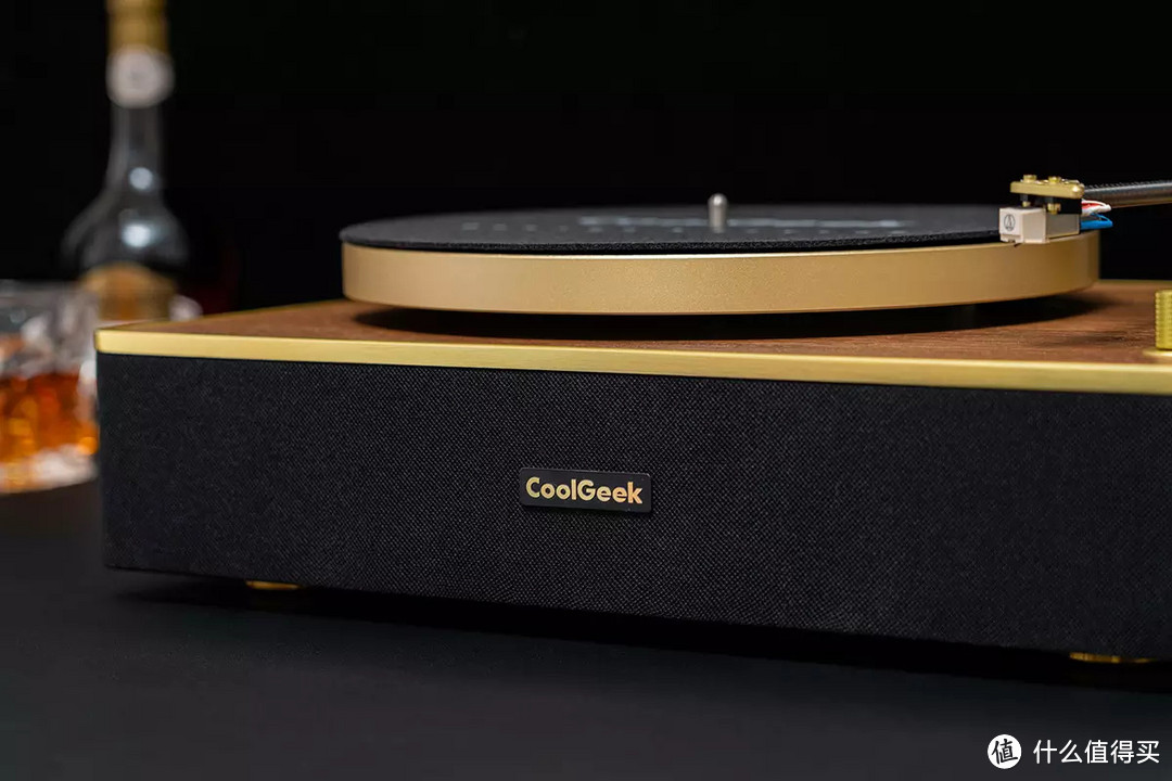 CoolGeek黑胶唱片机：用情怀点缀生活，让音乐承载记忆