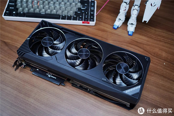 技嘉新卡皇驾到，RTX TITAN的完美替代品--GeForce RTX 3090 Ti GAMING