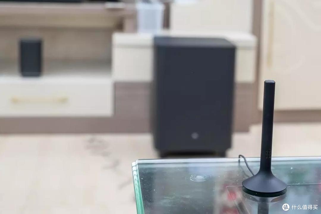 JBLBAR5.1回音壁体验：无线环绕声扬声器，让你爱上看电视