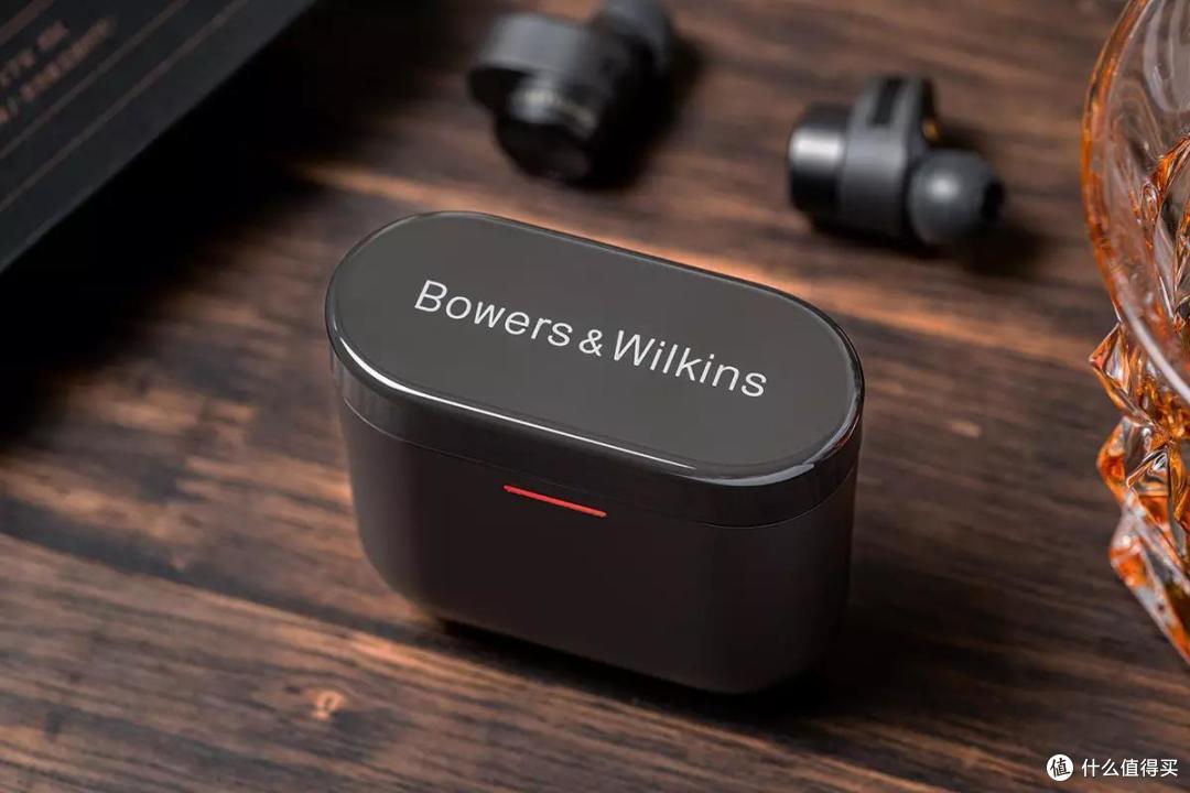 宝华韦健PI5:拒绝暴力降噪,感受世界顶级品牌的平衡艺术