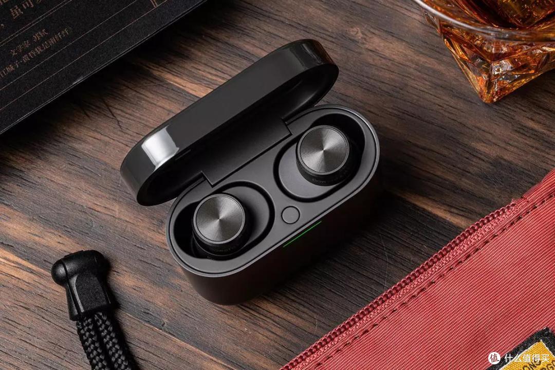 宝华韦健PI5:拒绝暴力降噪,感受世界顶级品牌的平衡艺术