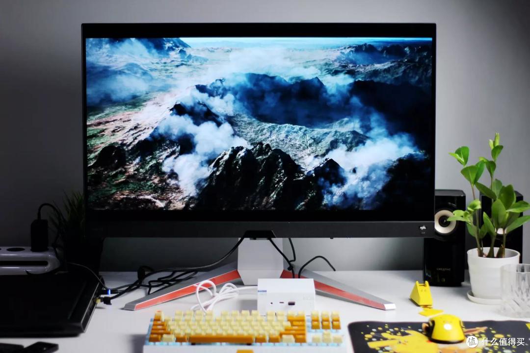 仅仅0.6L,还能“一线通”的Mini PC!华硕PN41吹雪白