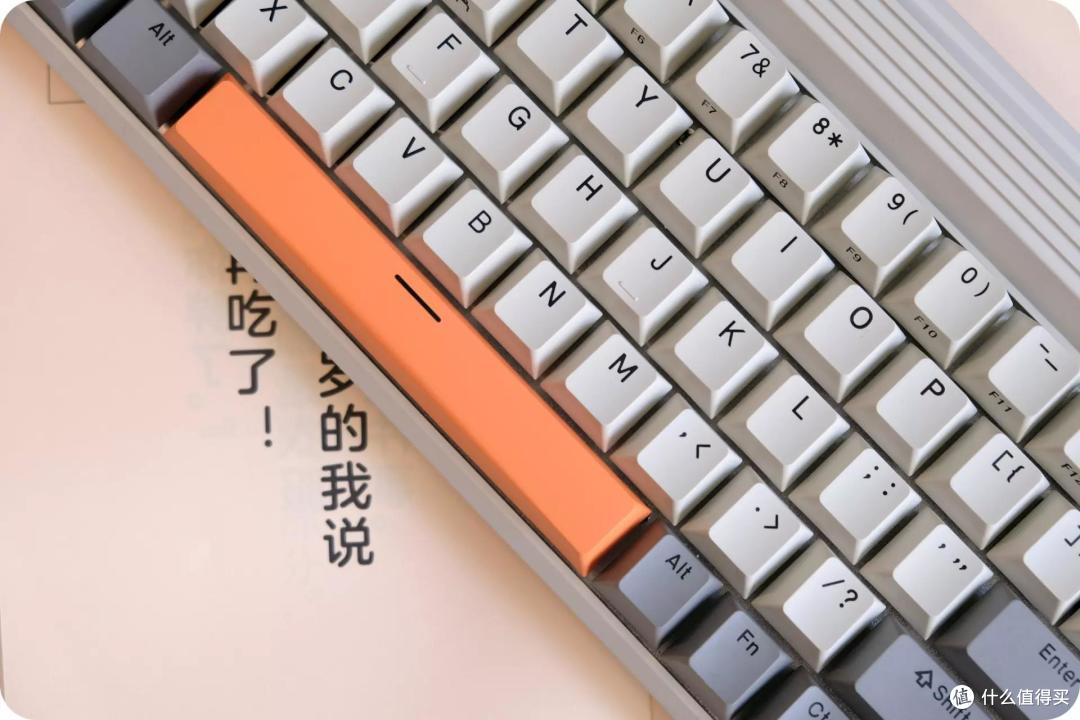 『混合、聚变』,杜伽Fusion复古白触动童年快乐,码字如同打电玩
