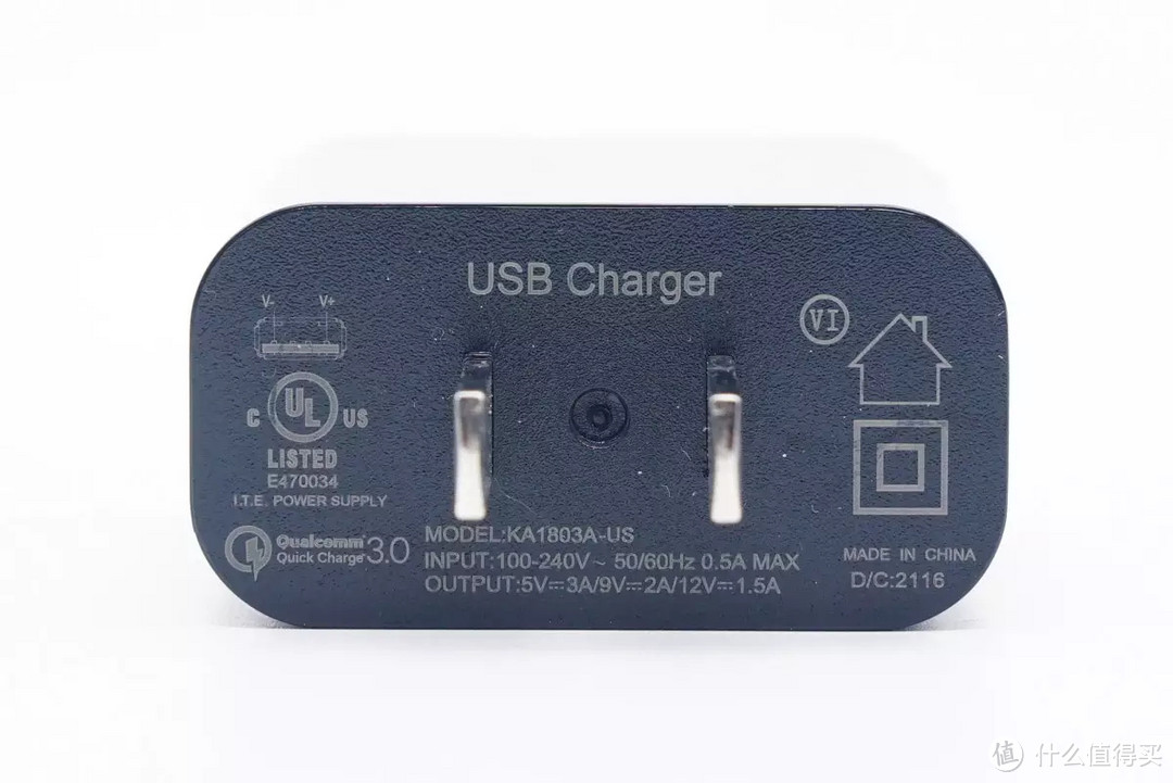 拆解报告:CARKU卡儿酷多功能汽车应急启动电源EPower-168