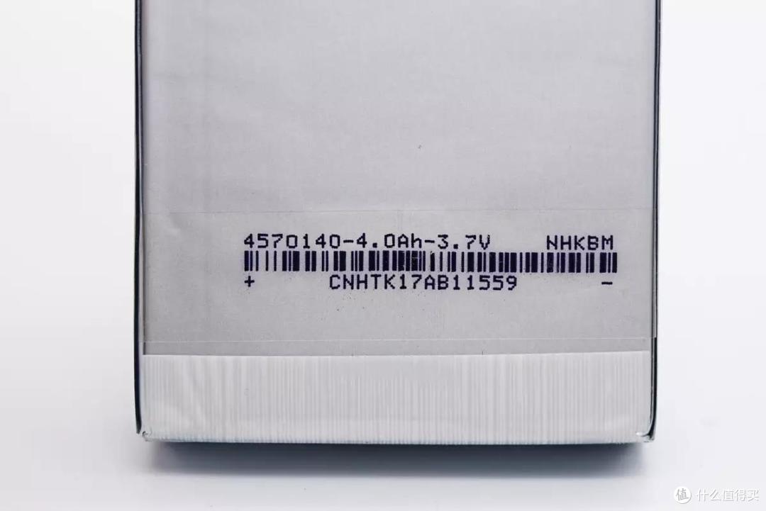 拆解报告:CARKU卡儿酷多功能汽车应急启动电源EPower-168