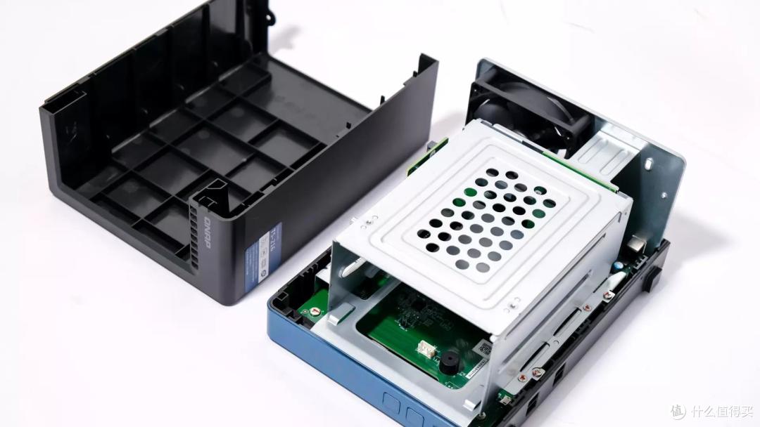 入门机也有5GbE网速丨最撞旗舰的入门级NAS,威联通TS-216+红盘Plus上手