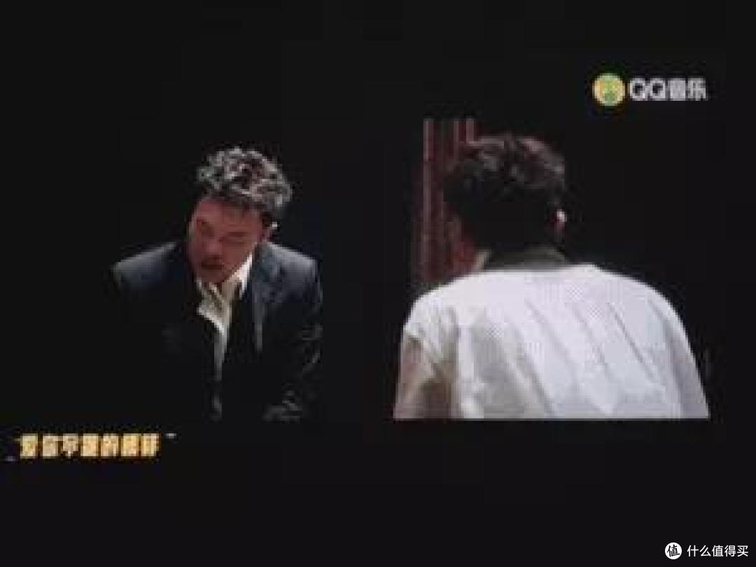 入手峰米R1 Nano超短焦激光投影仪，欢乐拎着跑！