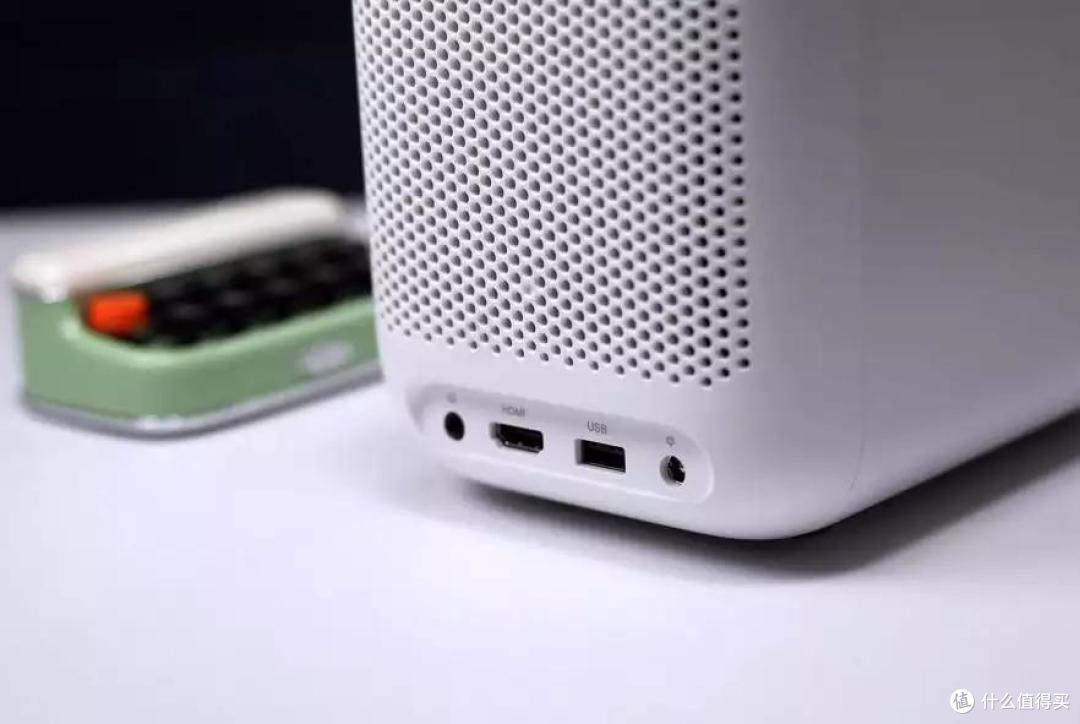 小户型也能用的聪明投影，小明Q1 Pro投影仪测评