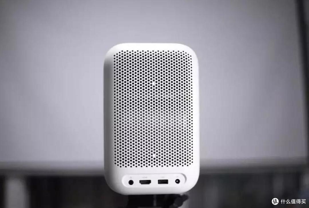 小户型也能用的聪明投影，小明Q1 Pro投影仪测评